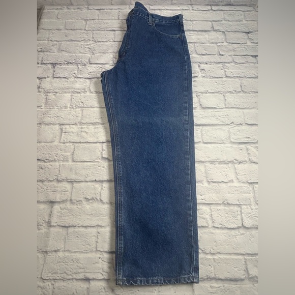 Carhartt Men's Relaxed Fit Blue Jeans. Size 42X30 - Picture 6 of 12